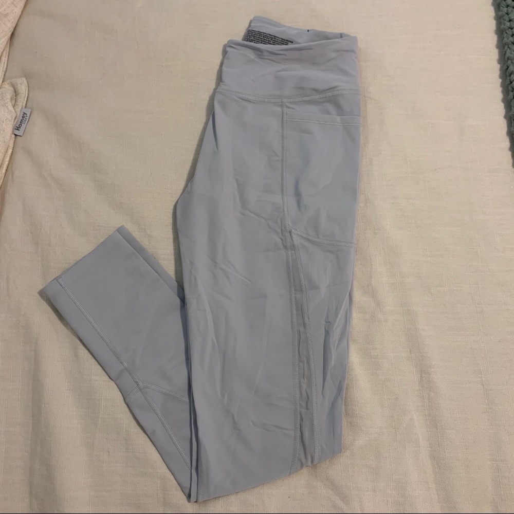 Yoga pants with mesh detail